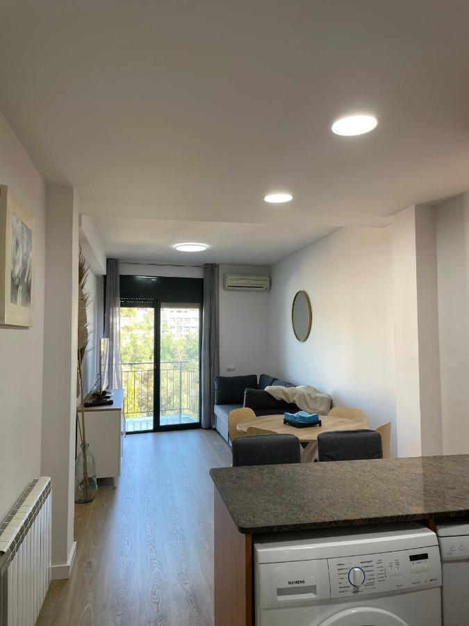 Acogedor Apartamento Vallparadis Con Parking Terrassa Eksteriør billede