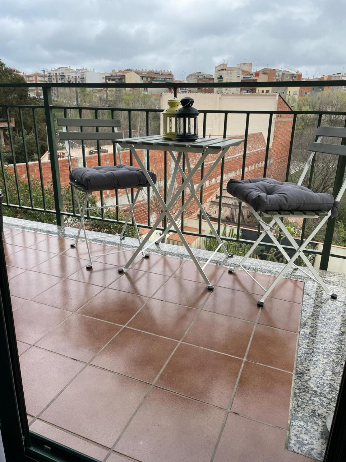 Acogedor Apartamento Vallparadis Con Parking Terrassa Eksteriør billede